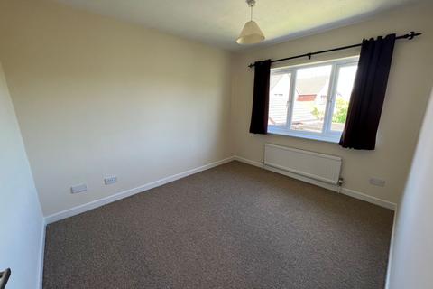 3 bedroom detached house to rent, Simnel Close, Grange Park SN5