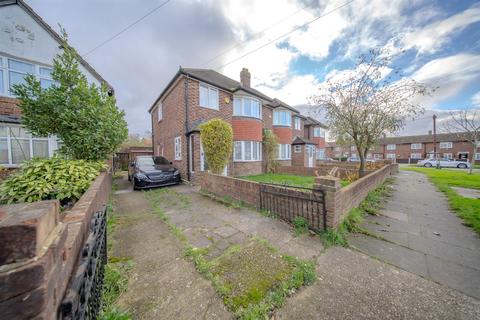 3 bedroom semi-detached house for sale, Pegg Road, Hounslow TW5