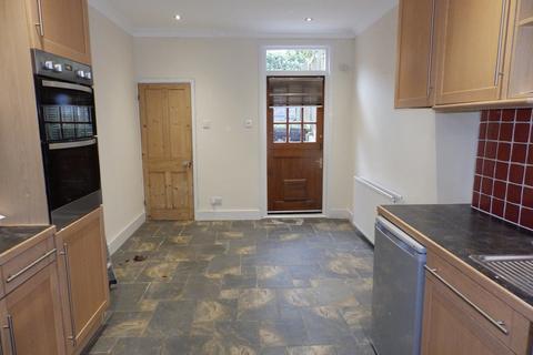 3 bedroom terraced house to rent, Grosvenor Park, Tunbridge Wells, TN1