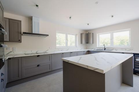 4 bedroom detached house for sale, Posbury, Crediton, EX17