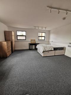 Studio to rent, St Helens Road, City Centre, Swansea