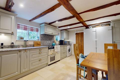 3 bedroom cottage for sale, Old Watling Street, Rochester