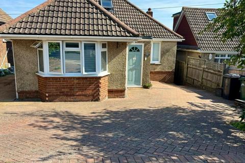 3 bedroom detached bungalow for sale, Fernwood Rise, Brighton