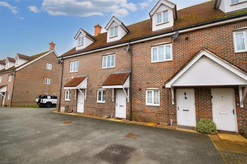 3 bedroom terraced house to rent, Stoke Mill Close, Guildford