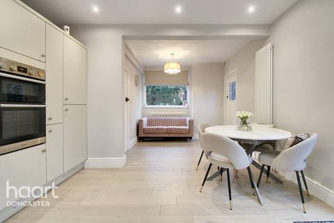 212 Sprotbrough Road, Doncaster, DN5 8BD