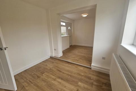 1 bedroom flat for sale, Chesterfield Avenue, Benfleet, SS7