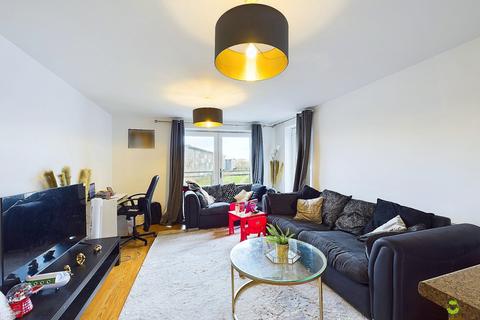 2 bedroom flat for sale, Birdwood Avenue, Dartford, Kent, DA1