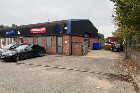 Industrial unit to rent, 16 Peartree Business Centre, Peartree Road, Stanway, Colchester, Essex, CO3