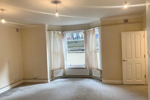 Studio to rent, Tisbury Road, Hove BN3