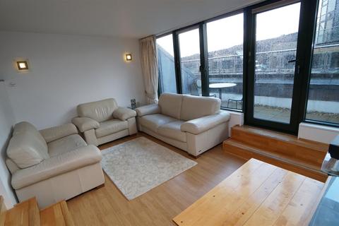 4 bedroom penthouse for sale, Salts Mill Road, Saltaire, Shipley