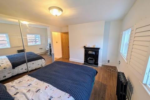 31 Barnby Gate, Newark, NG24 1PX