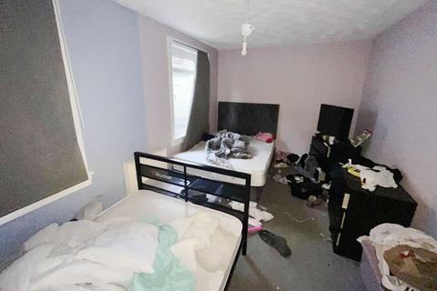 2 bedroom flat for sale, Mackie Avenue, Port Glasgow PA14