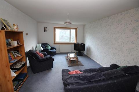 2 bedroom flat for sale, Roxburgh Way, Greenock PA15