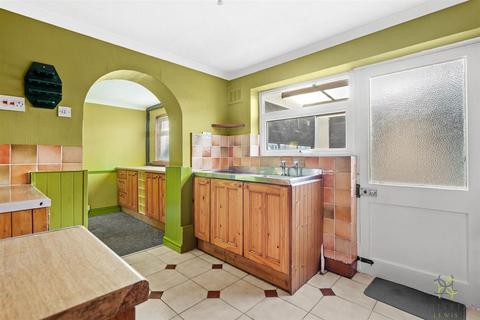 21 Barnards Close, Evesham, WR11 1JD