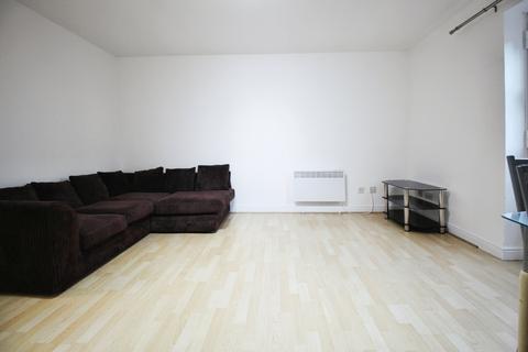 2 bedroom apartment to rent, Langbourne Place E14