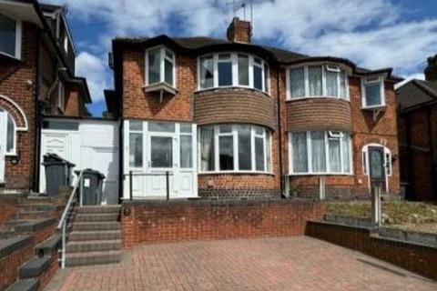 3 bedroom semi-detached house to rent, Birmingham B42