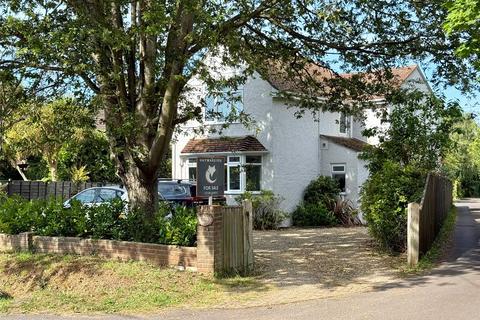 Lymington Road, Milford on Sea, Lymington, Hampshire, SO41