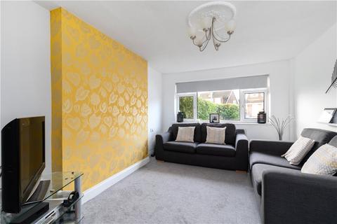 3 bedroom semi-detached house for sale, Greenlea Road, Yeadon, Leeds, West Yorkshire, LS19