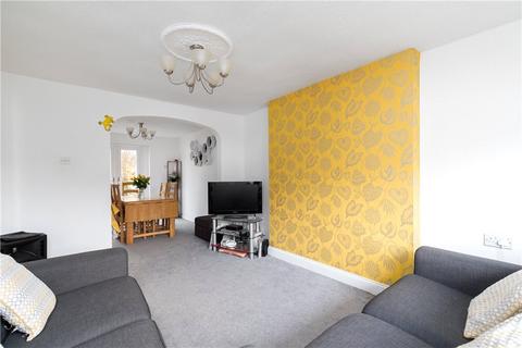 3 bedroom semi-detached house for sale, Greenlea Road, Yeadon, Leeds, West Yorkshire, LS19