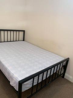 3 bedroom flat to rent, Howard Road, Hampshire SO15