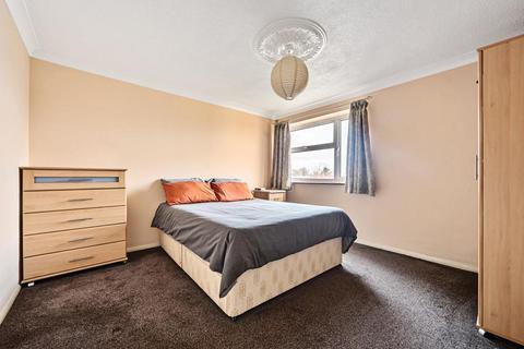 2 bedroom flat for sale, Earley / Shinfield,  Berkshire,  RG6