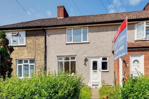 3 bedroom terraced house to rent, Lillechurch Road, Dagenham, Essex, RM8