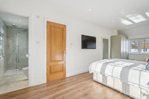 274 The Parkway, Iver, SL0 0RJ