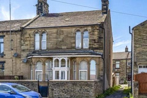 4 bedroom semi-detached house for sale, Cutler Heights Lane, Bradford, West Yorkshire, BD4