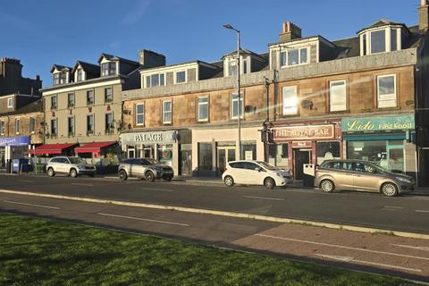 1 bedroom flat to rent, 6 West Clyde Street Flat 2/1 Helensburgh G84 8SQ