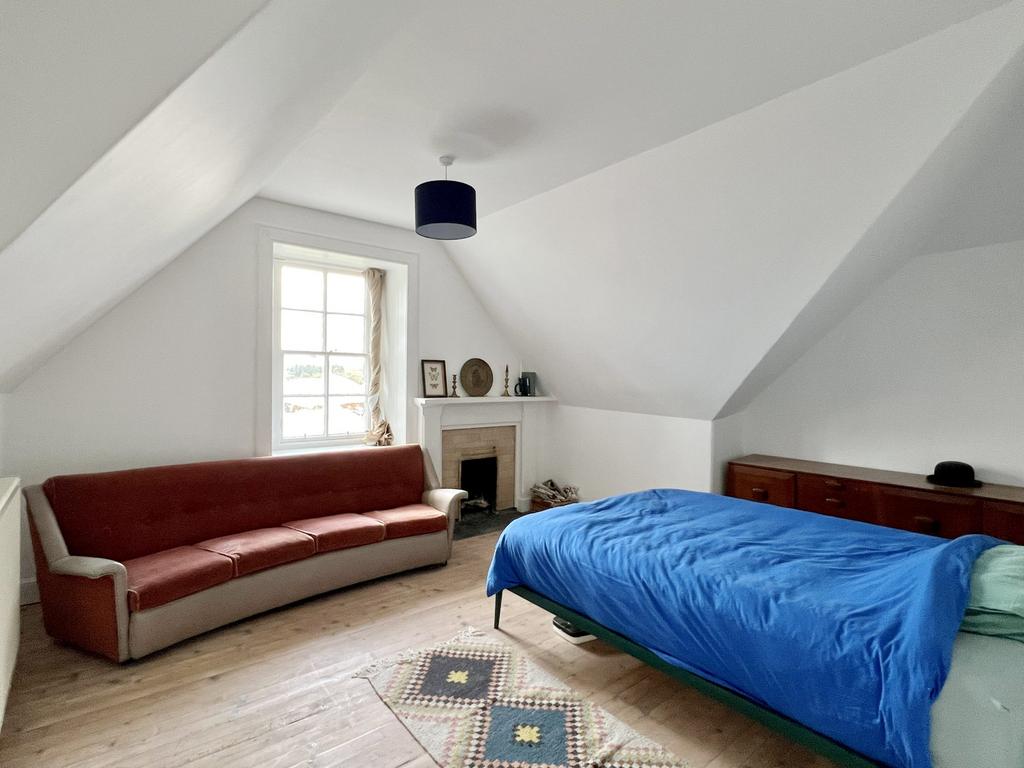 13 St Mary Street, Kirkcudbright - Williamson and
