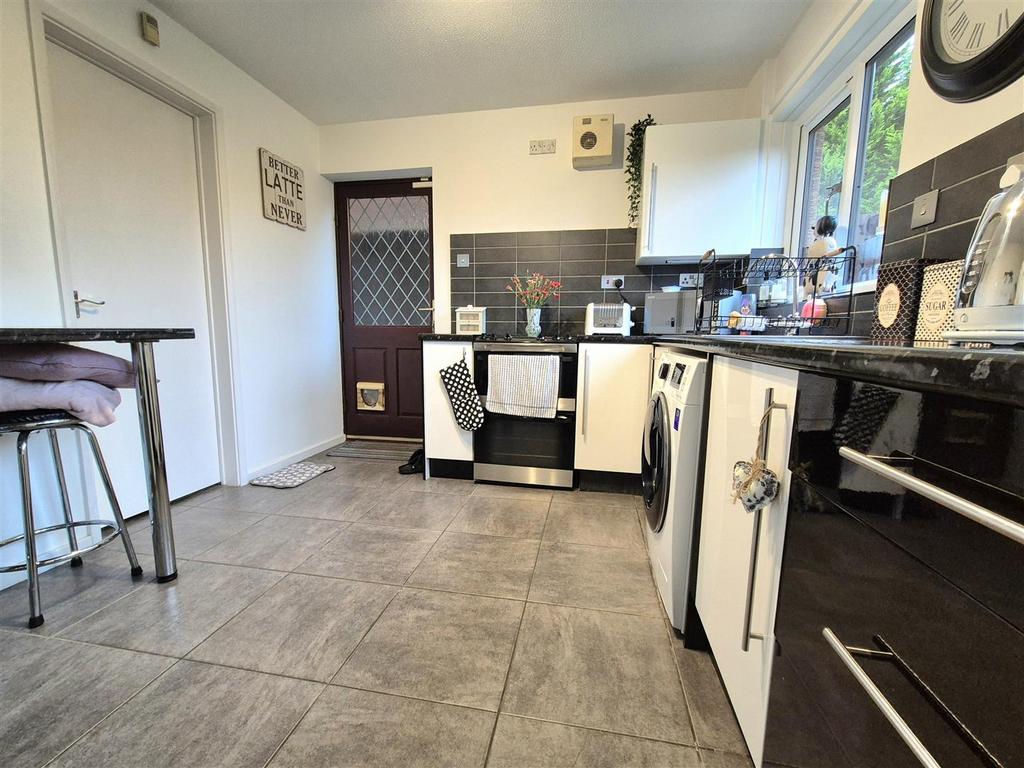 Fitted Kitchen