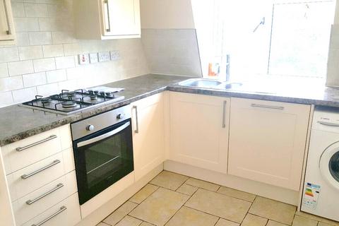 2 bedroom flat to rent, St. Stephens Road, Enfield EN3