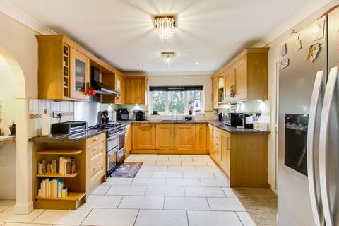 Avalon Arterial Road, Rayleigh, SS6 7XU