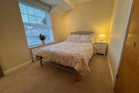 1 bedroom in a house share to rent, U/S Front Double Bedroom