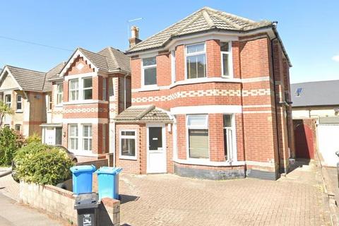 1 bedroom in a house share to rent, Alexandra Road, Poole