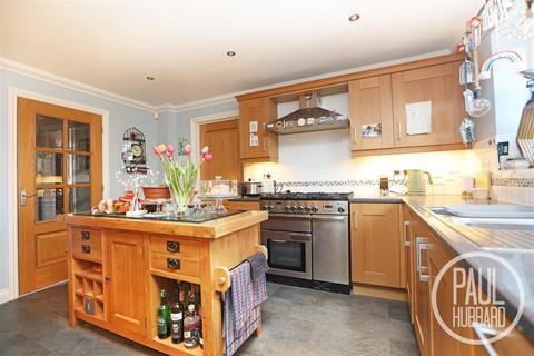 5 bedroom detached house for sale, Harrier Drive, Lowestoft