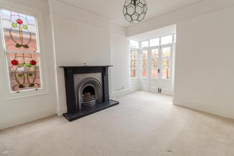 4 bedroom semi-detached house for sale, Grosvenor Avenue, Mapperley Park, Nottingham