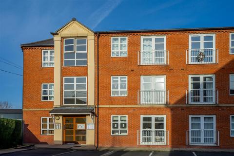 2 bedroom apartment to rent, Martins Court, York, YO26 4WS