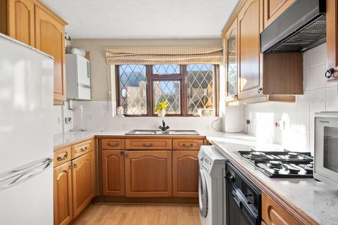 6 Kennett Drive, Hayes, UB4 9SP