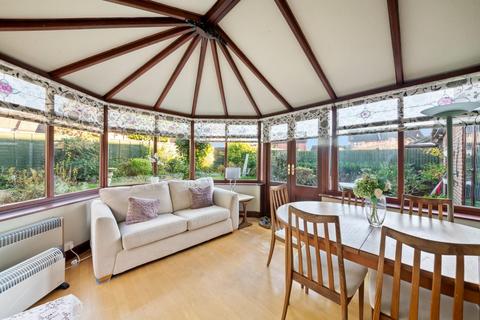 6 Kennett Drive, Hayes, UB4 9SP