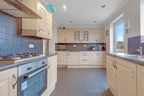 259 Rainham Road North, Dagenham, RM10 7DX