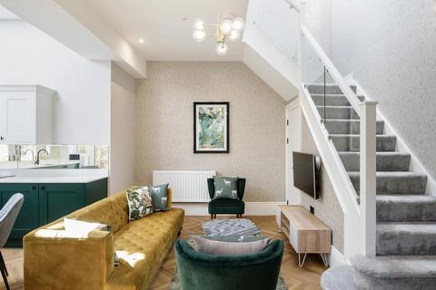 Studio to rent, Claremont House, Framlington Place