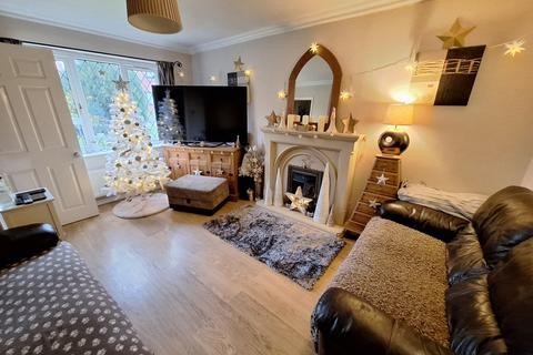 3 Brixham Close, Nuneaton, CV11 6YT