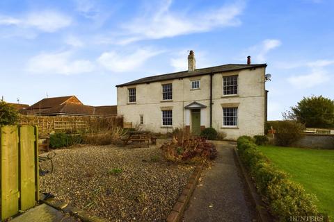 4 bedroom link detached house for sale, Bempton, Bridlington