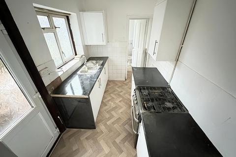3 bedroom terraced house to rent, Hartley Road, Luton, Bedfordshire, LU2 0HX