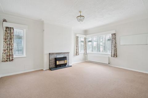 2 bedroom apartment for sale, Elm Park Court, Pinner HA5