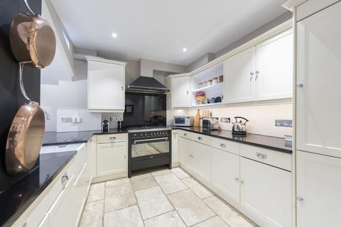 2 bedroom maisonette for sale, Bloom Park Road, London