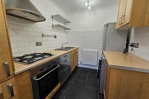 1 bedroom flat to rent, Queens Road, Brentwood CM14