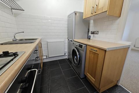 1 bedroom flat to rent, Queens Road, Brentwood CM14