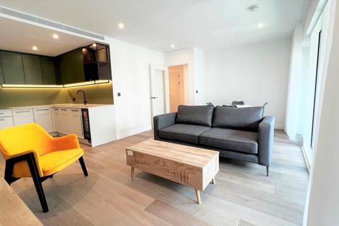 2 bedroom flat to rent, Savoy House, Chelsea Creek SW6